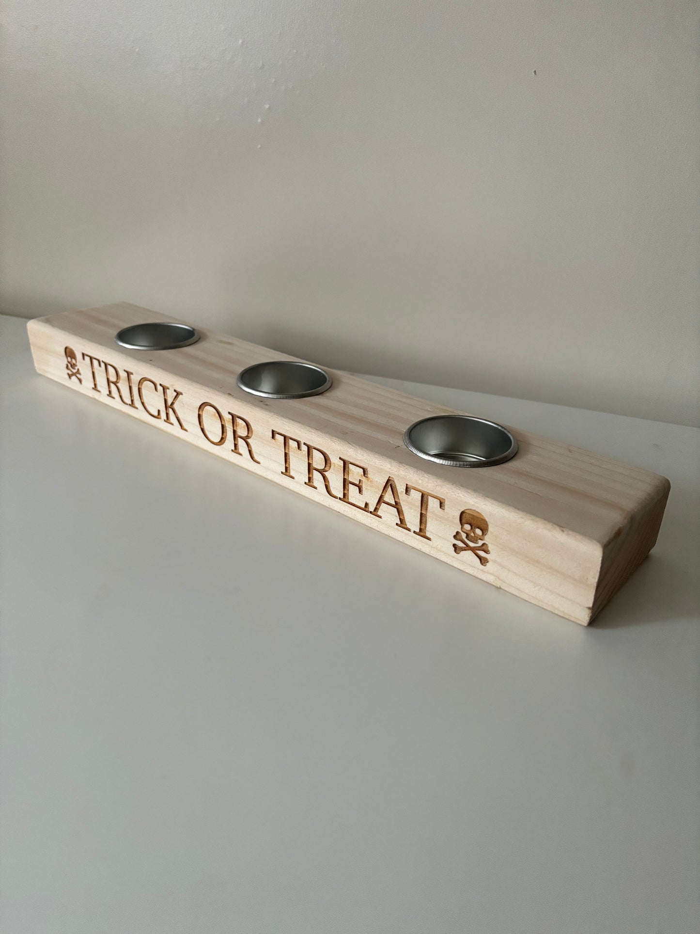 Halloween Tea Light Holder in Natural