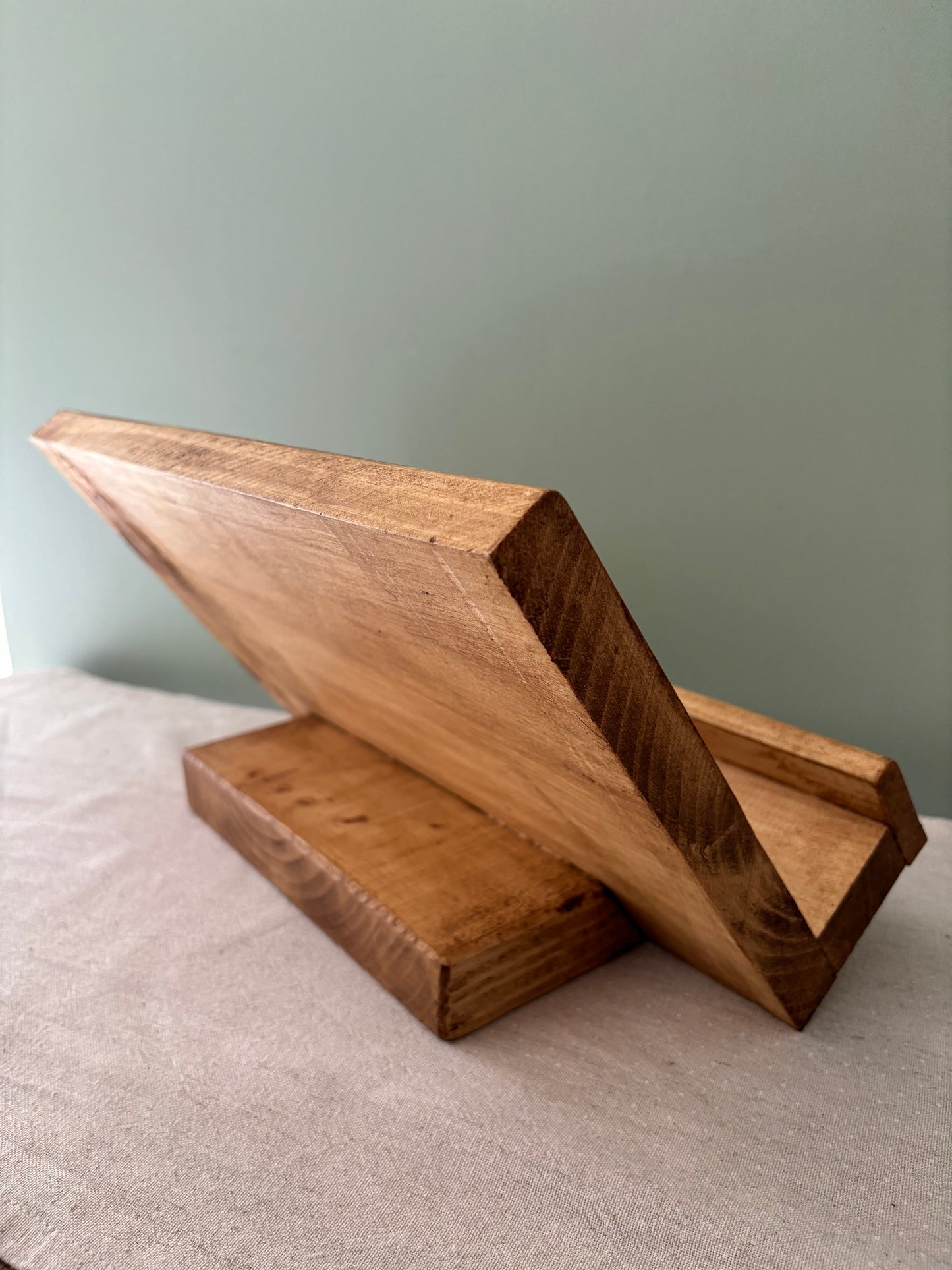 Engraved Wooden Cook Book Stand